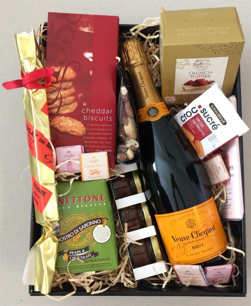 The Good Wine Co. Deluxe Champagne Gift Hamper The Good Wine Co.