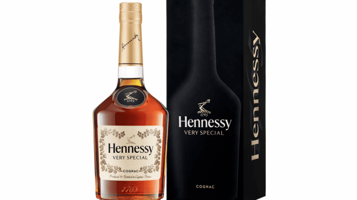Hennessy VS Cognac - Buy online at The Good Wine Co.